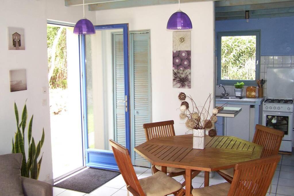 Maison avec jardin clos. Animaux acceptés - Wifi - Proche plages de la Trinité sur Mer et Carnac Esterno foto
