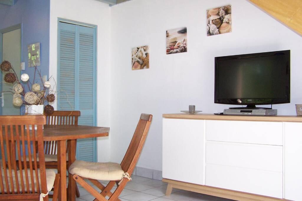 Maison avec jardin clos. Animaux acceptés - Wifi - Proche plages de la Trinité sur Mer et Carnac Esterno foto